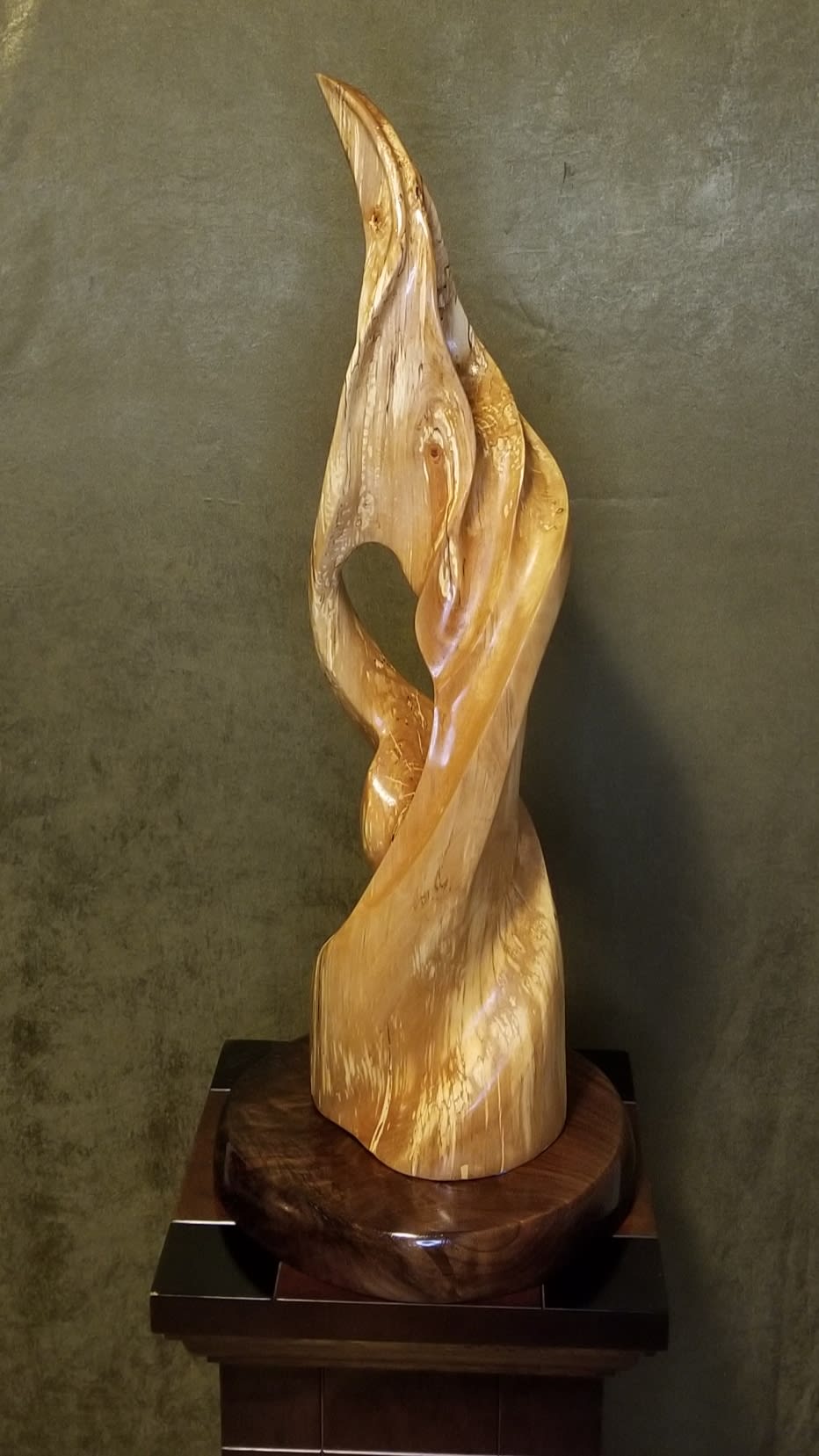 Wood sculptures – Art Outfitters