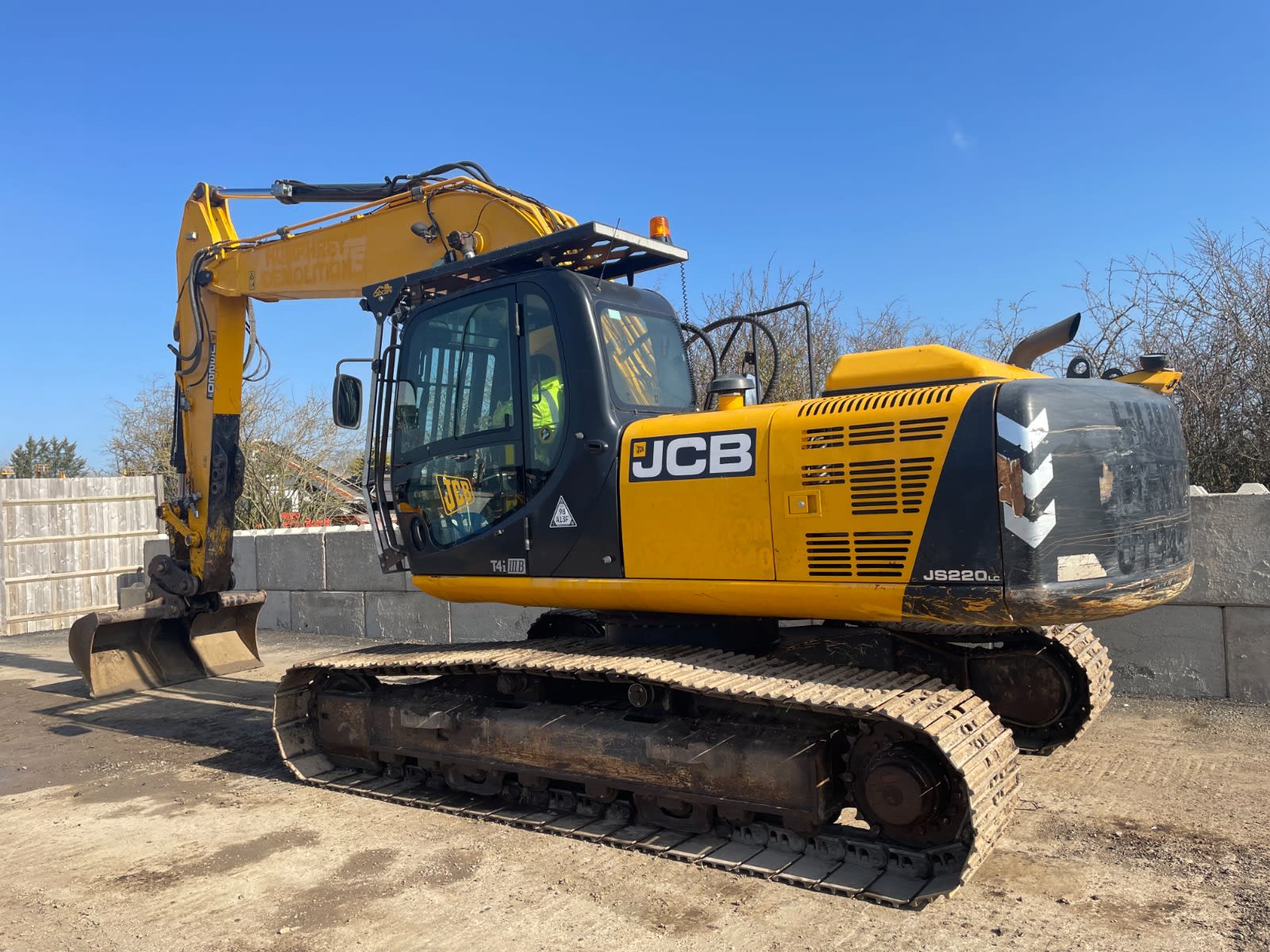 JCB Excavator On Sale ! - Excavators - Wade Williams Construction And ...