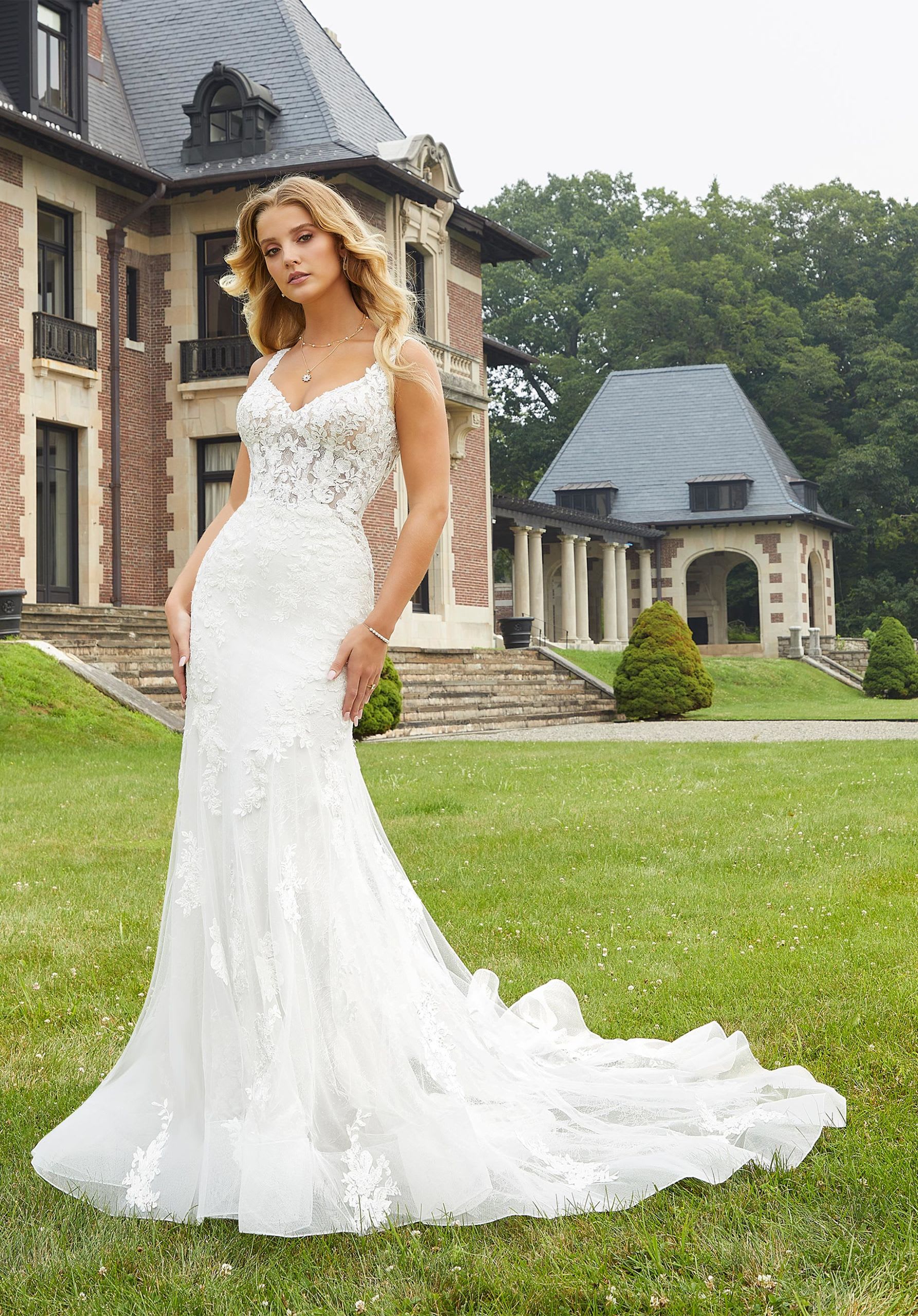 princess diana wedding dress for sale Princess Diana's Wedding Dress Was Recreated for The Crown
