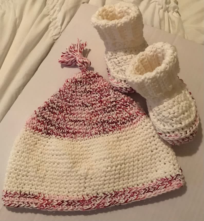 Baby's First Christmas Pixie Hat/Booties Baby Sets CrochetEgy