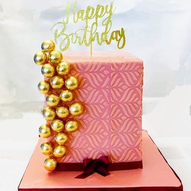 ✨Pink Gin & Louis Vuitton inspired celebration cake✨ • ✨Toppers by  @suzieshandmadecreations2019 ✨ • #torsshimmeringsponges #cake  #cakedecorating, By Tors_ShimmeringSponges