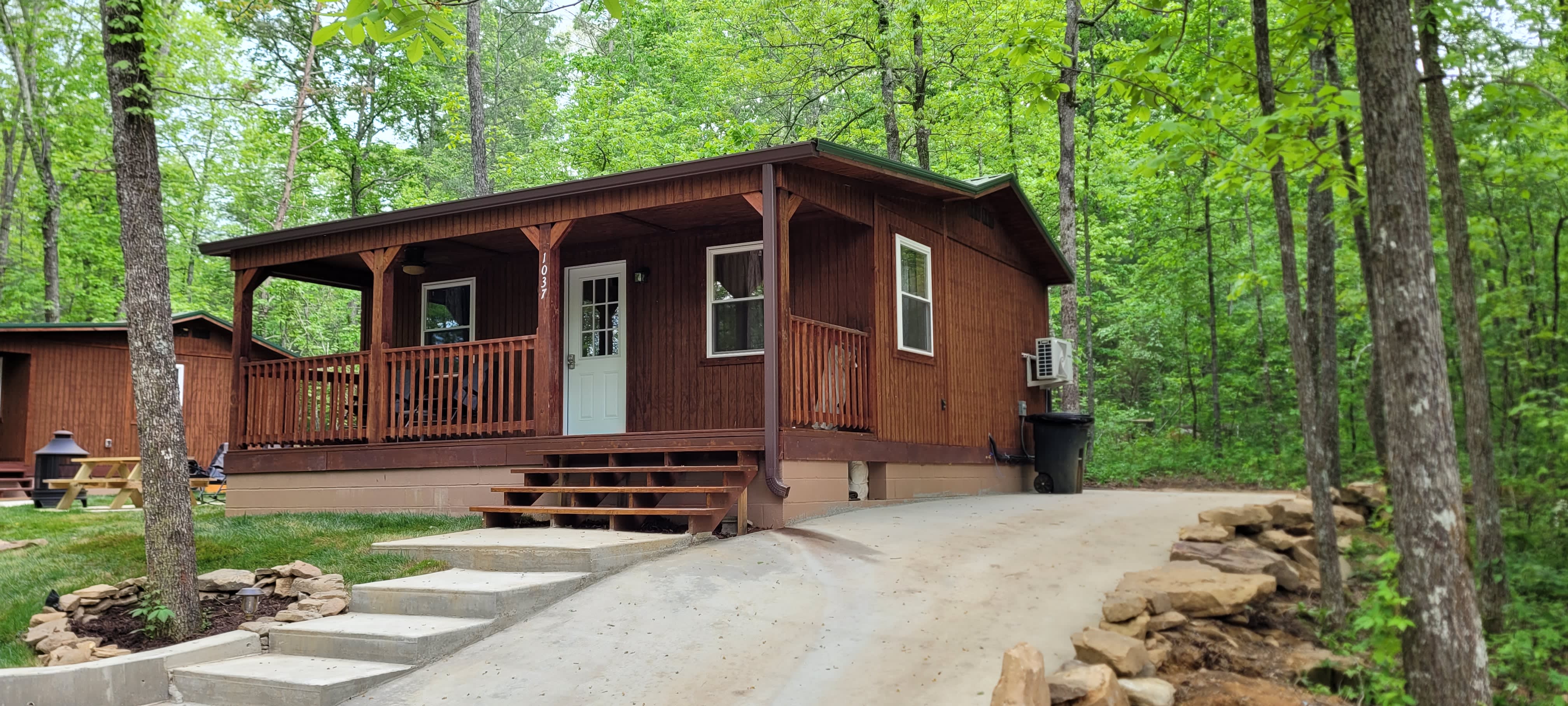 Mountain Cabin in the Woods Cabin B Rentals Rocky Ridge Resort
