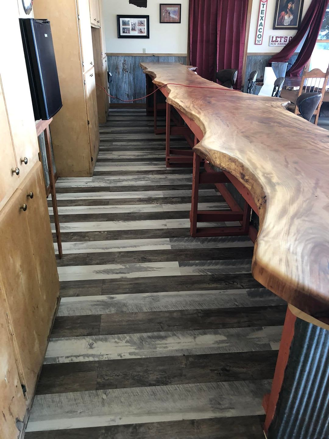 Live Edge Sycamore Bar Top With Sepia Brown Finish