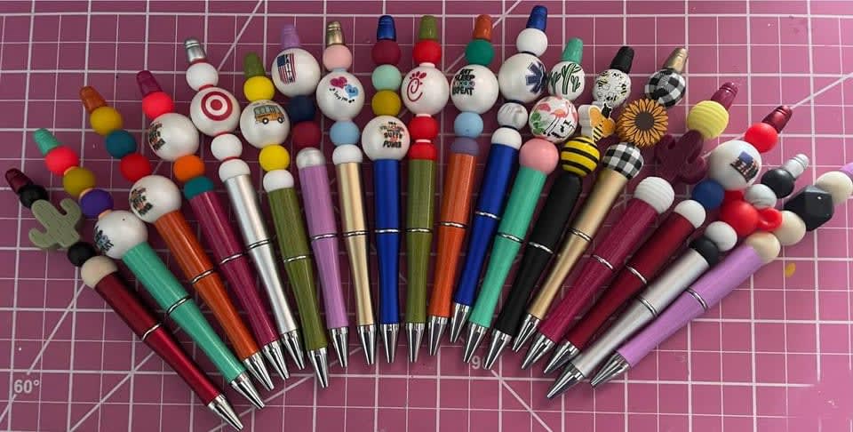 Personalised Glitter Teacher Beaded Pen with Name Ball-Point Pen