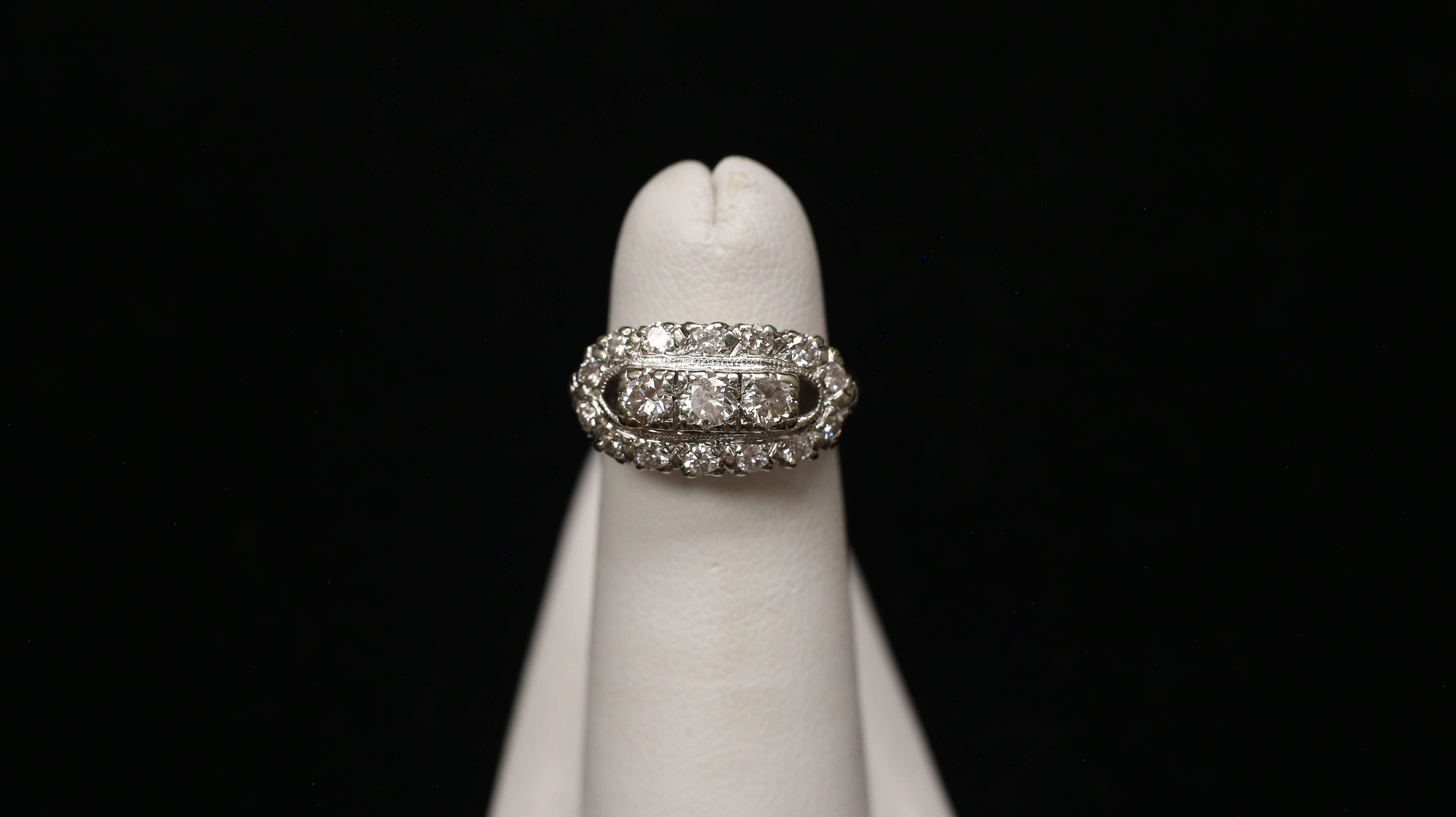 Amore Vintage Engagement Ring with Lab Grown Diamond| MiaDonna