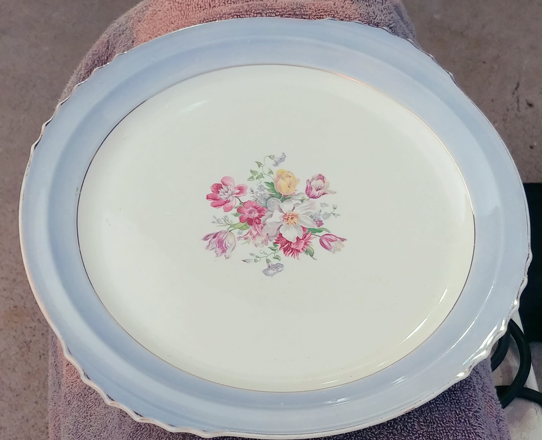 Vintage platters Vintage Tableware/Flatware & Tea Party Supplies