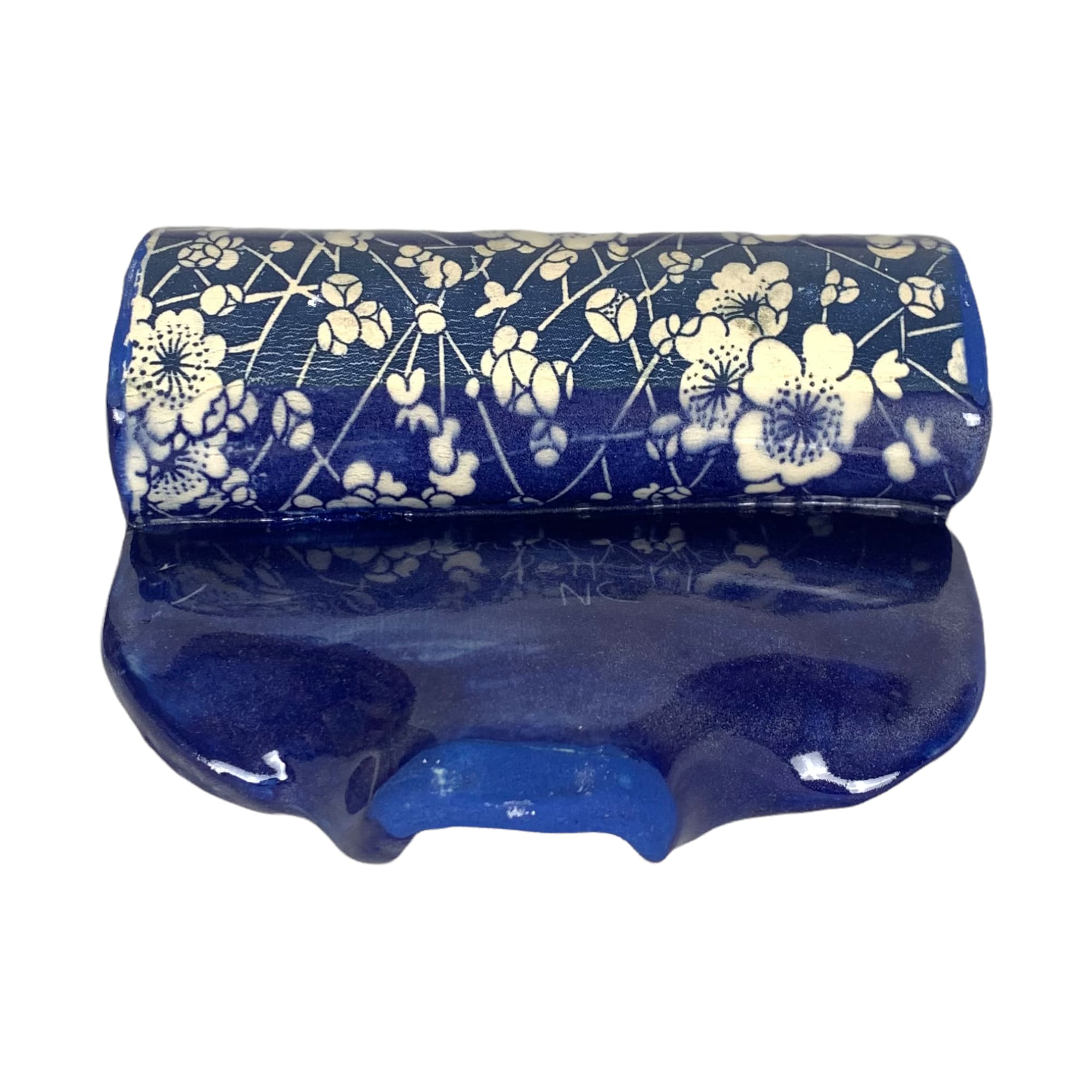 Ceramic Self-Draining Soap Dish: Handmade Ceramic Soap Dish with Drainer -  NULeaf™