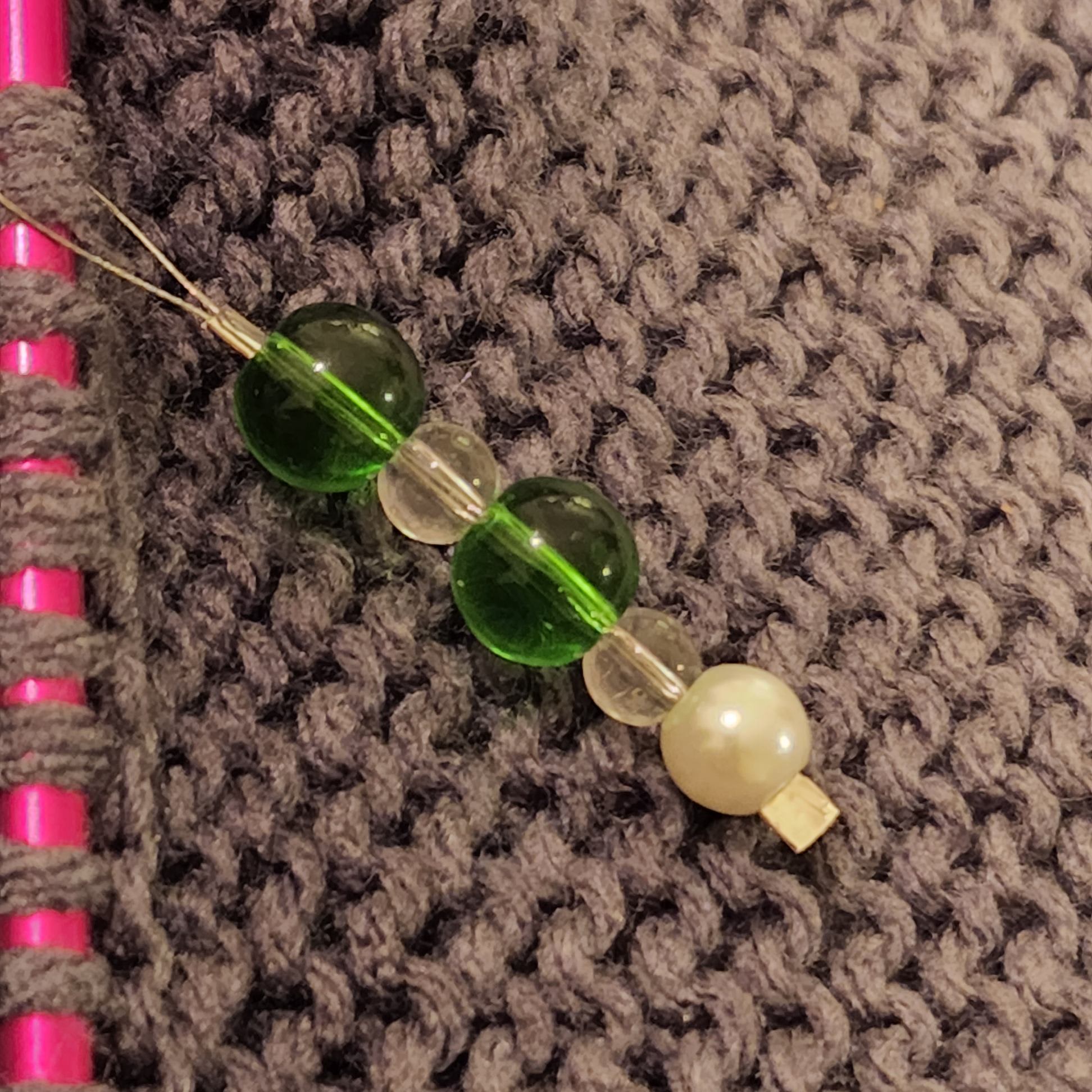 Stitch marker ~ Golden Pine Cone ~ Knitting notions, progress markers, –  Peacockyarn