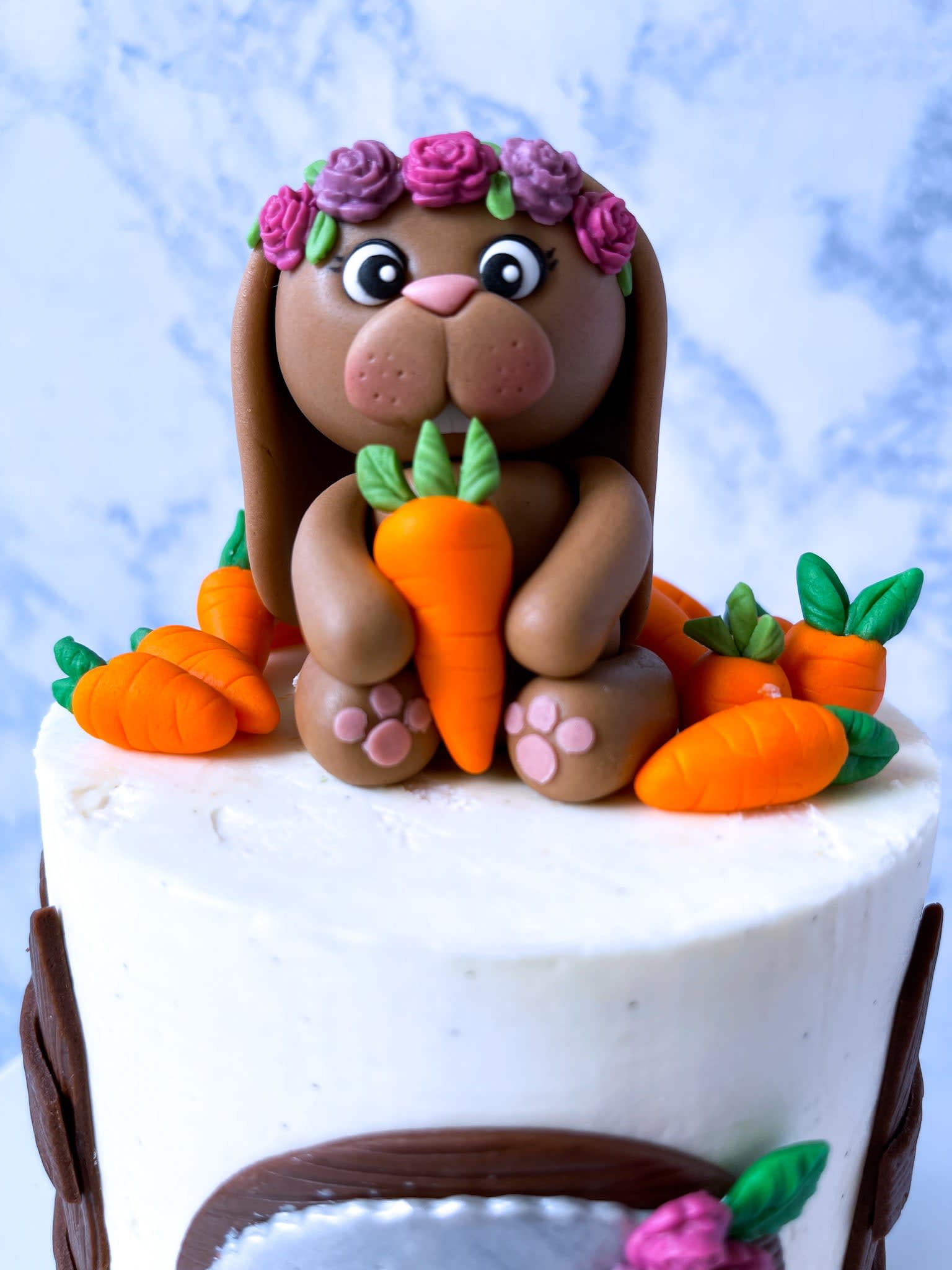 Charming Squirrel Cake Topper – Perfect for Baby Showers and Birthday –  PartyChildrens