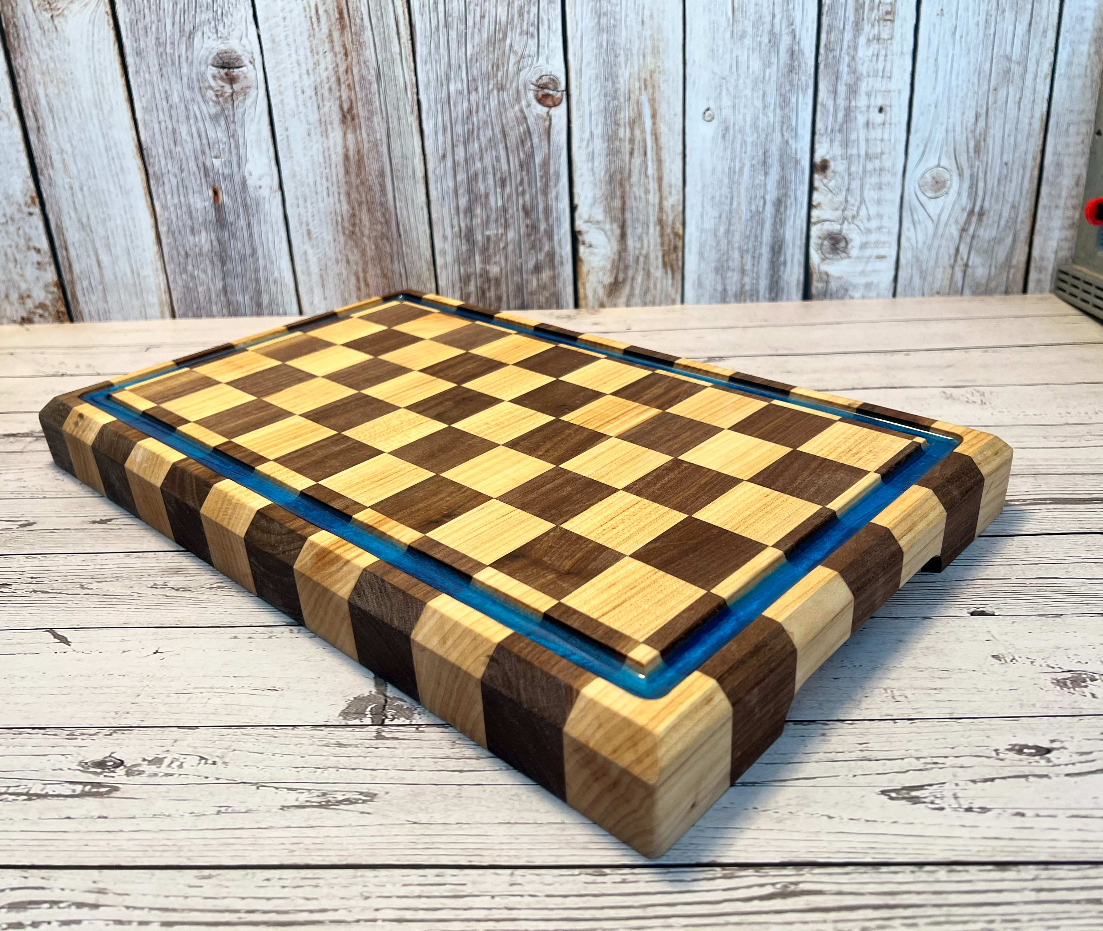 Checker Pattern Cutting Board – Hawk Woodworks
