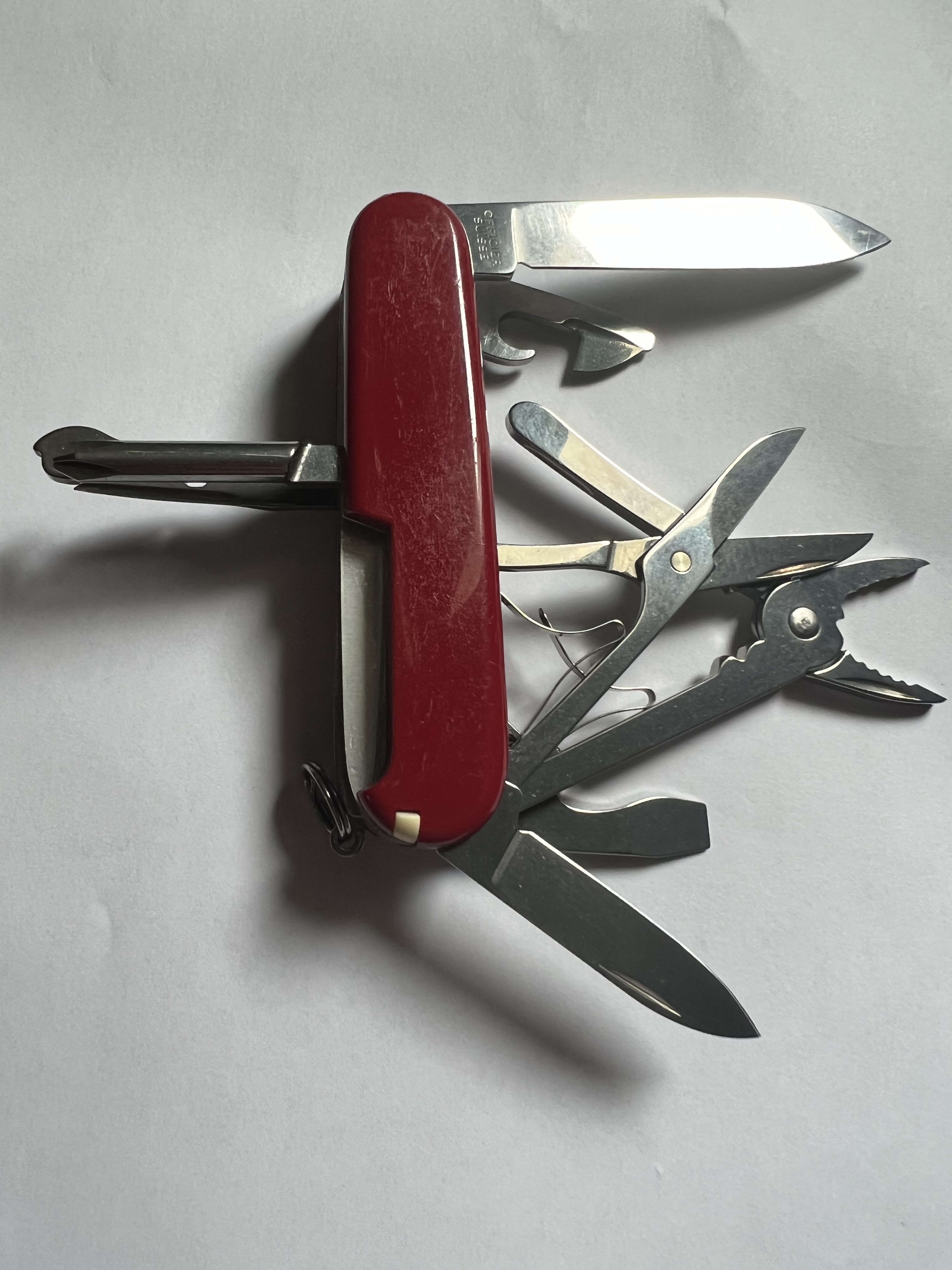 Victorinox - Multiuso 91mm - Deluxe Tinker - Il Ricaricabile