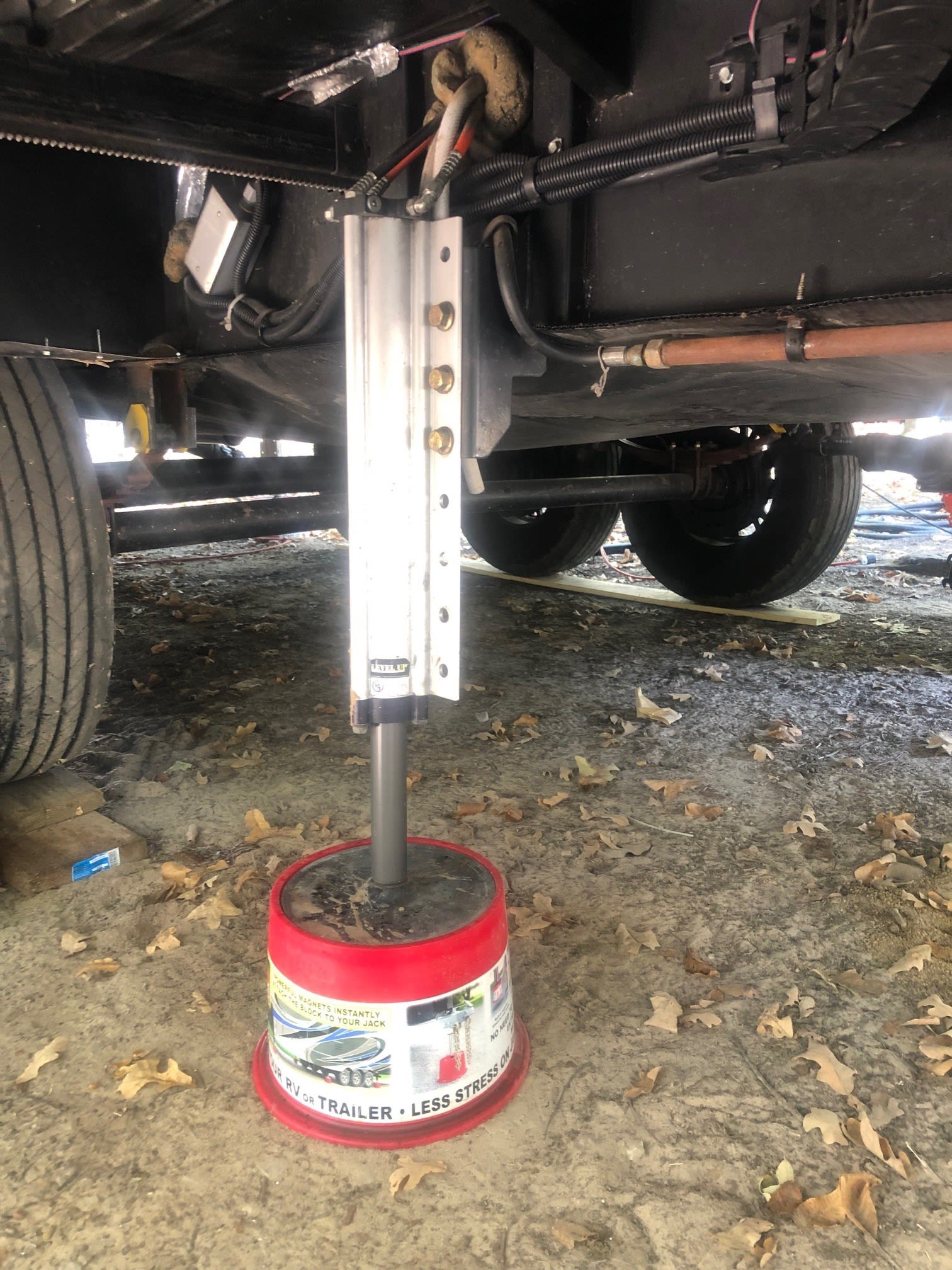 Leveling Systems RV Exteriors Systems Pirate RV Mobile Service, LLC RV Repair Services