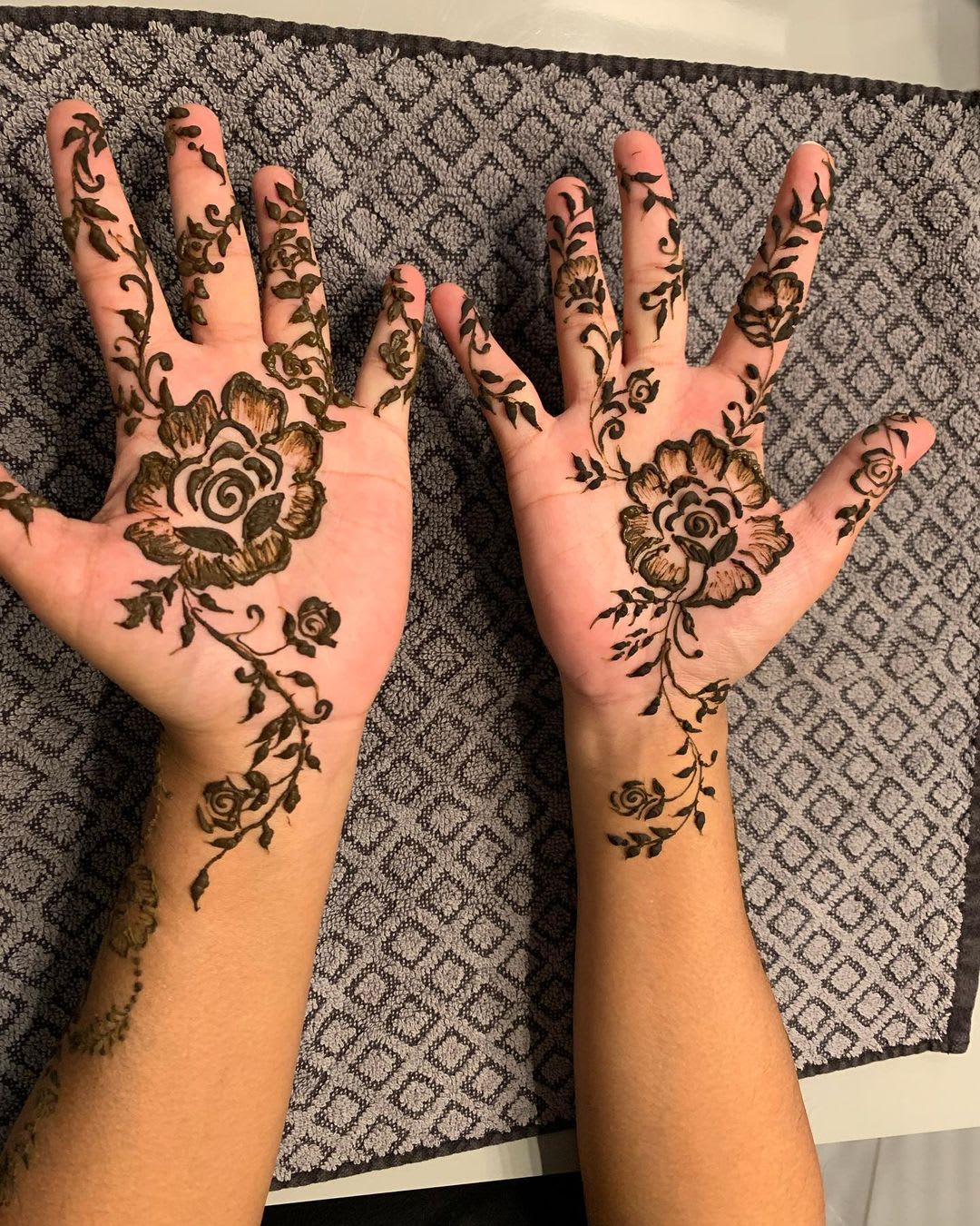 How long does henna tattoo last? - Murfreesboro Henna Artist | Henna