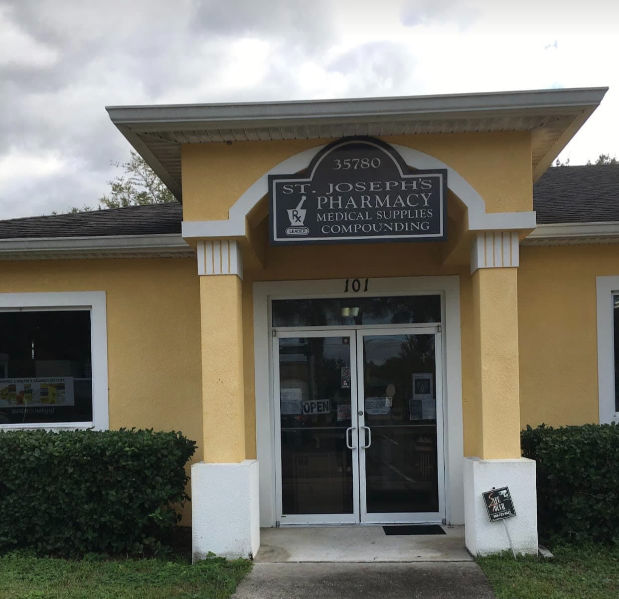 Foremost Pharmacy & Medical Equipment Supply in Zephyrhills St Joseph