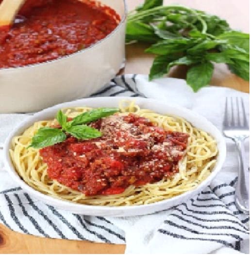 Spaghetti with Dillon’s Meat Sauce - Lunch & Dinner - Home Chef For ...