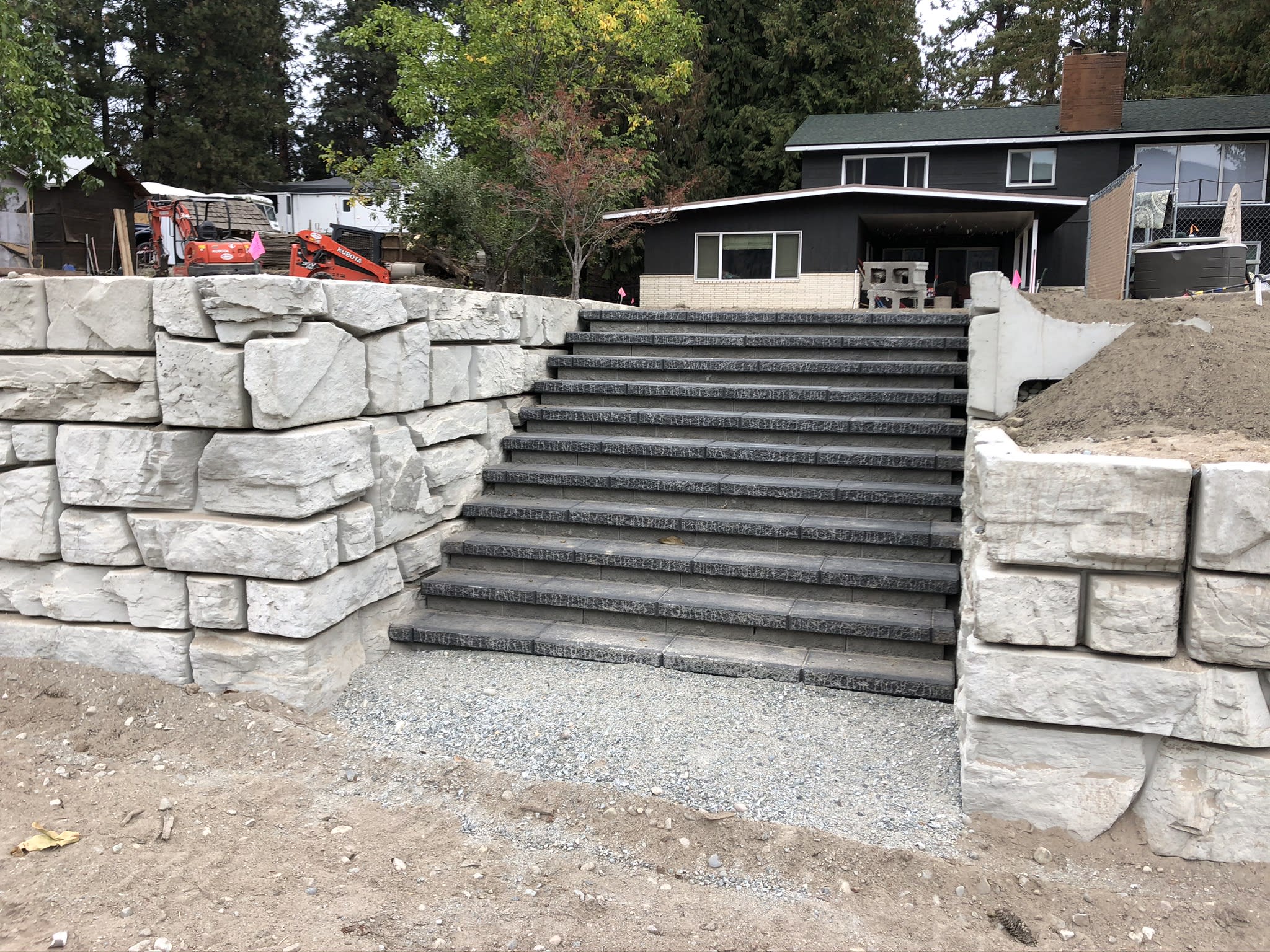 Magnum Stone - Retaining Walls - CR Industries LLC | Landscape Services ...