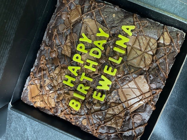 Personalised Brownies/Blondies Slabs