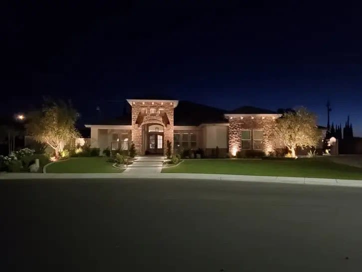 CutNEdge Landscape Services Landscaper Bakersfield