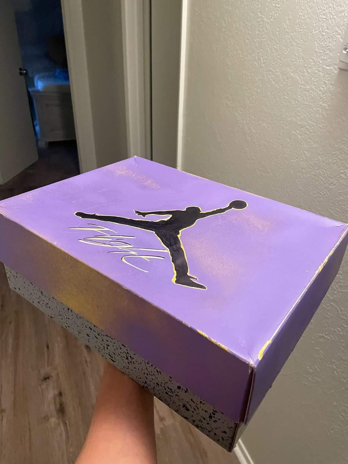 Jordan 4 Customized purple - Featured Sneakers - Sneaker Procedure