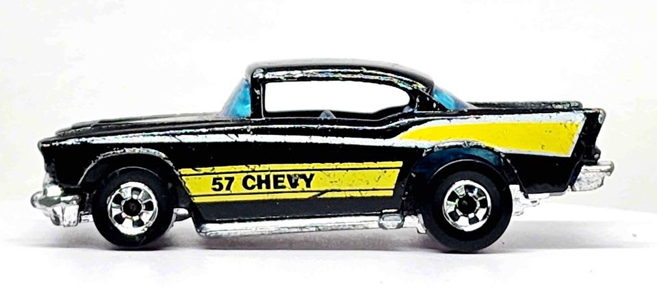 VINTAGE LOOSE 2001 1:64 - MUSCLE MACHINES - STAMPEDERS