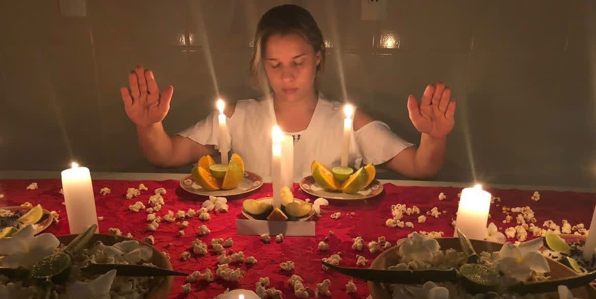Astróloga  Yasmim