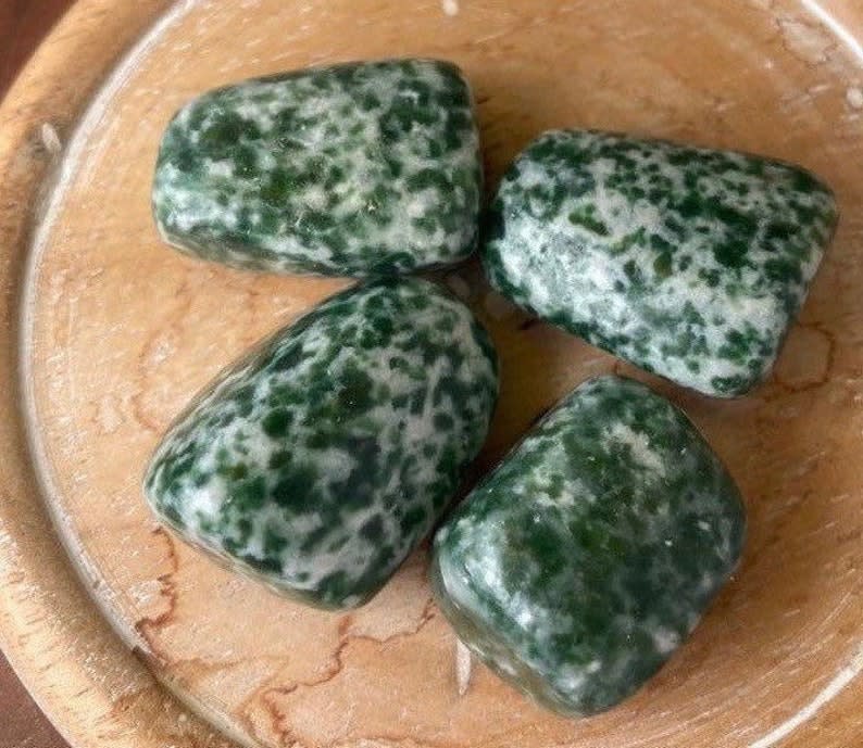 Green and white sale agate