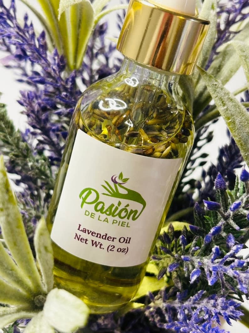 Chamomile Vanilla Oil - Oils - Pasión de la Piel LLC, Handmade & All  Natural Skincare