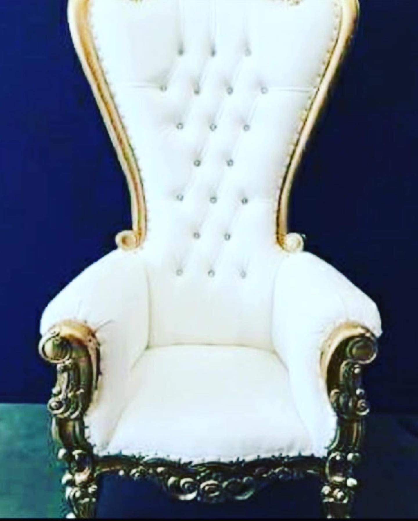 Single throne online chair