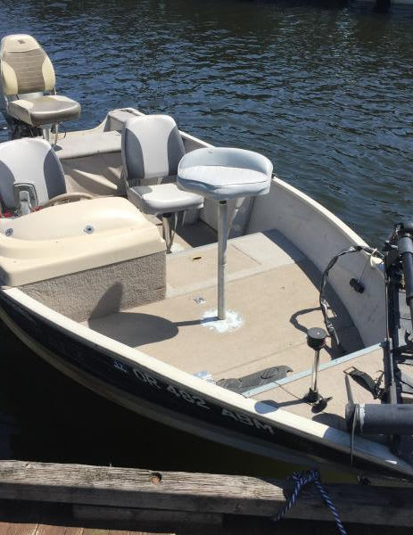 Picked up this beast of a boat today for $350 trolling motor