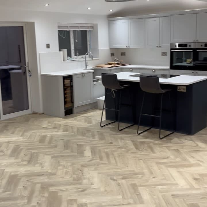 Luxury Vinyl Tyle Flooring Flooring Installation Design Flooring