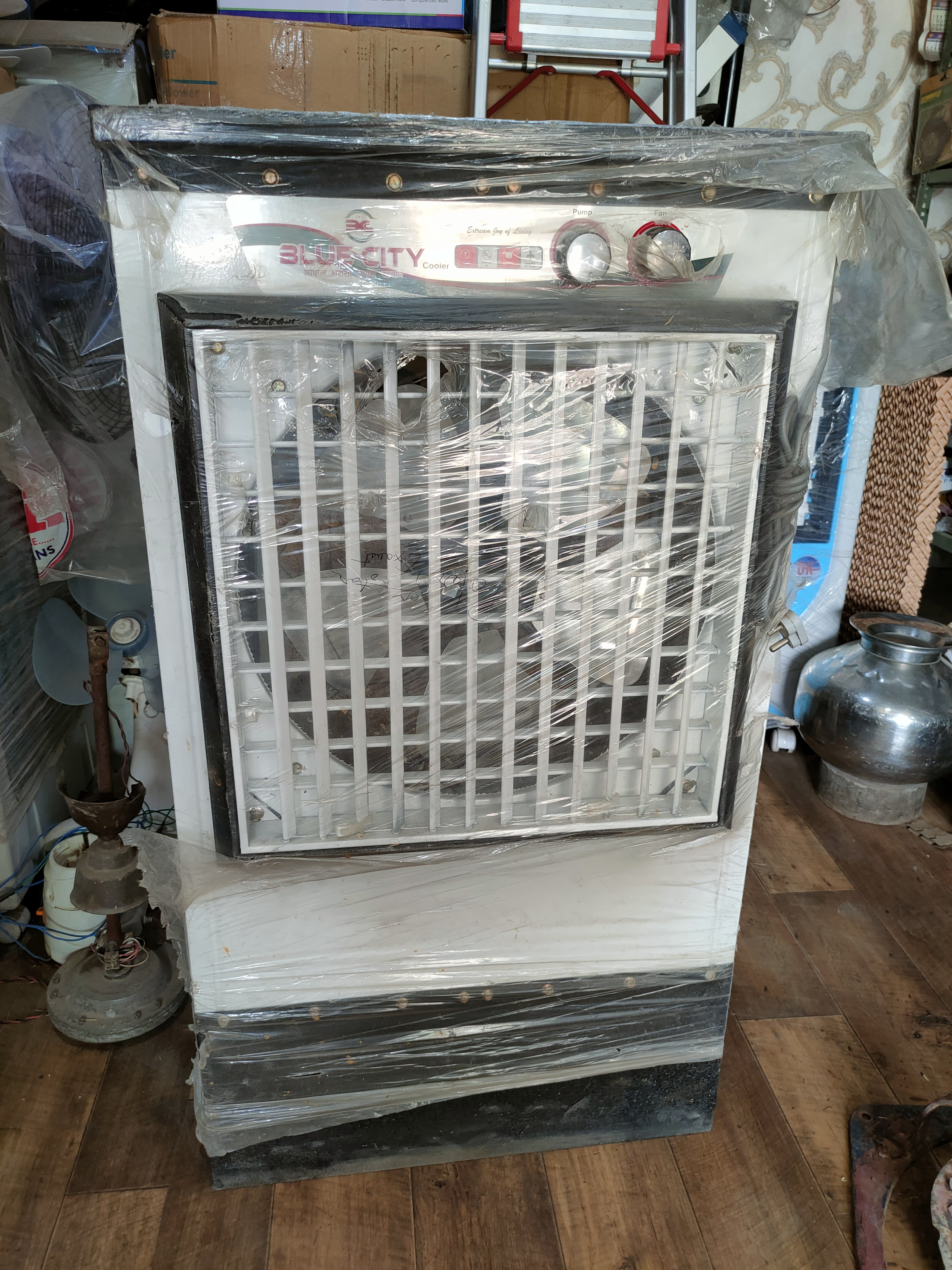 Ss store body cooler