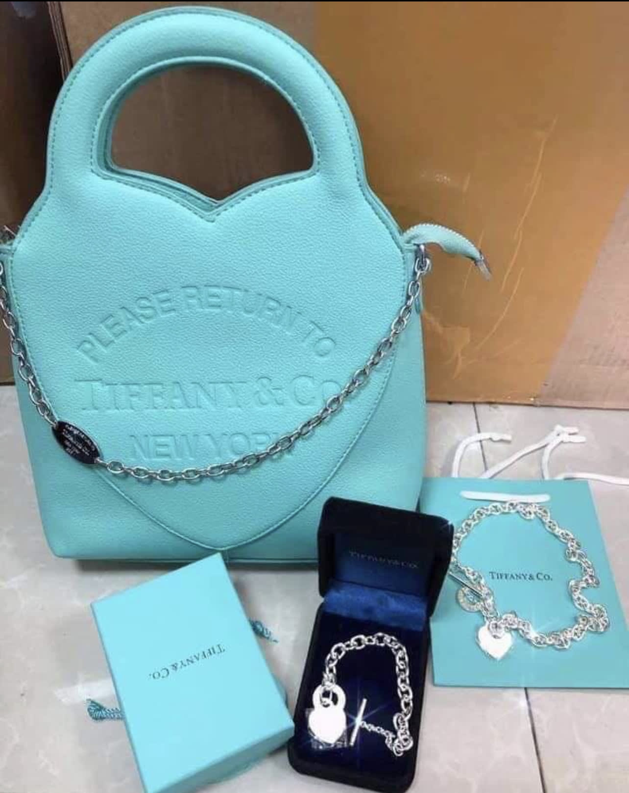 Tiffany & Co. Pochette in Blue Leather – Fancy Lux