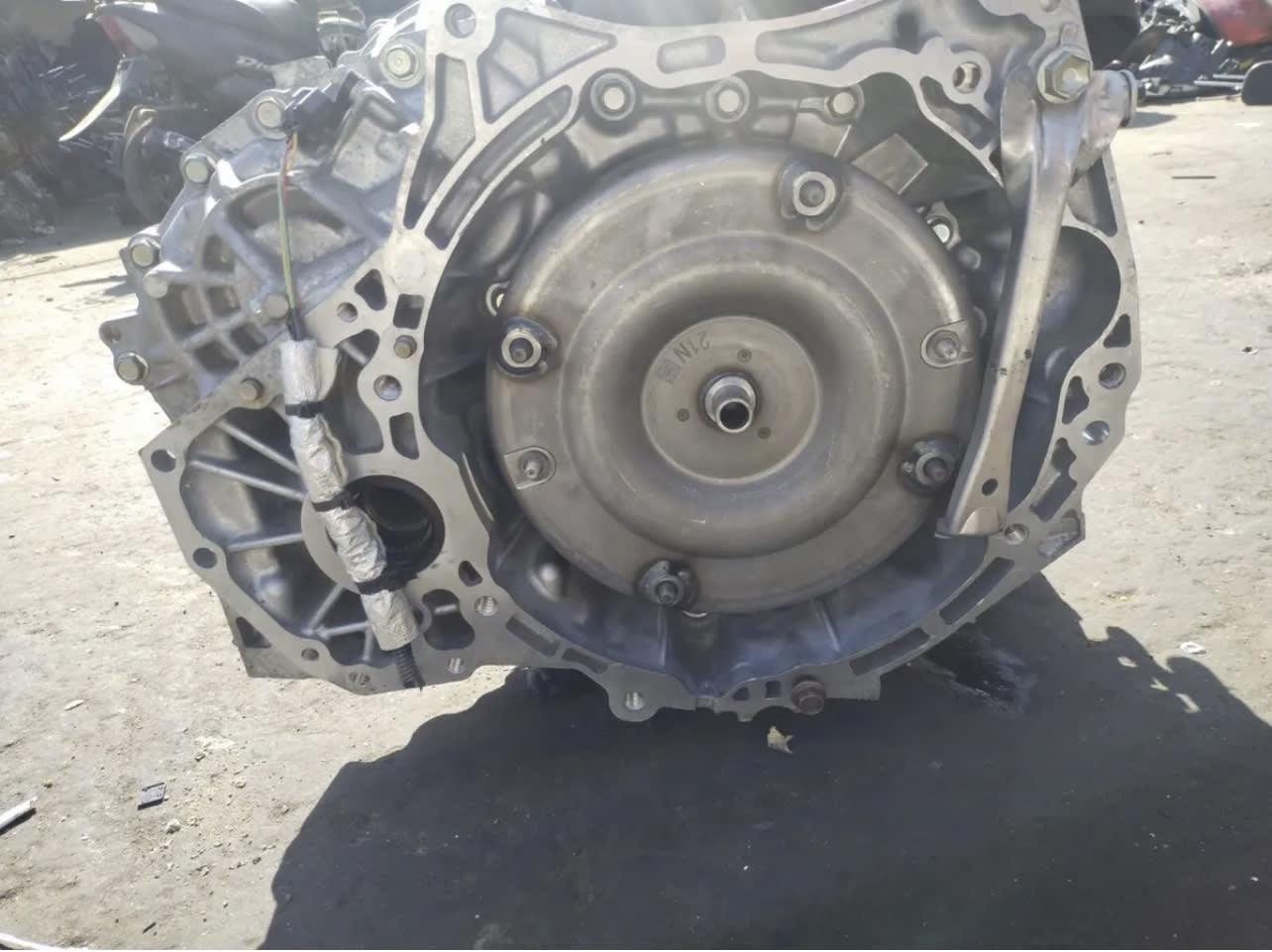 NISSAN JUKE 1.6 DIGT CVT GEARBOX MR16 TURBO 4WD Vehicle Parts