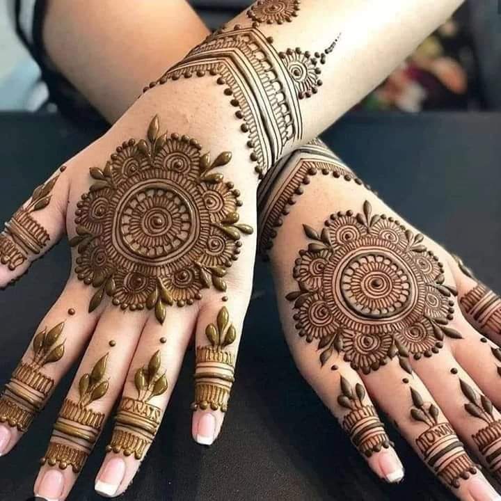 Amazon.com : Henna Tattoos 6 Sheets Brown Henna Temporary Tattoo Stickers  Waterproof Sexy Fake Tattoos Brown Henna Tattoos Sticker for Women Girls  DIY on Body Face Arms Legs Decoration : Beauty &