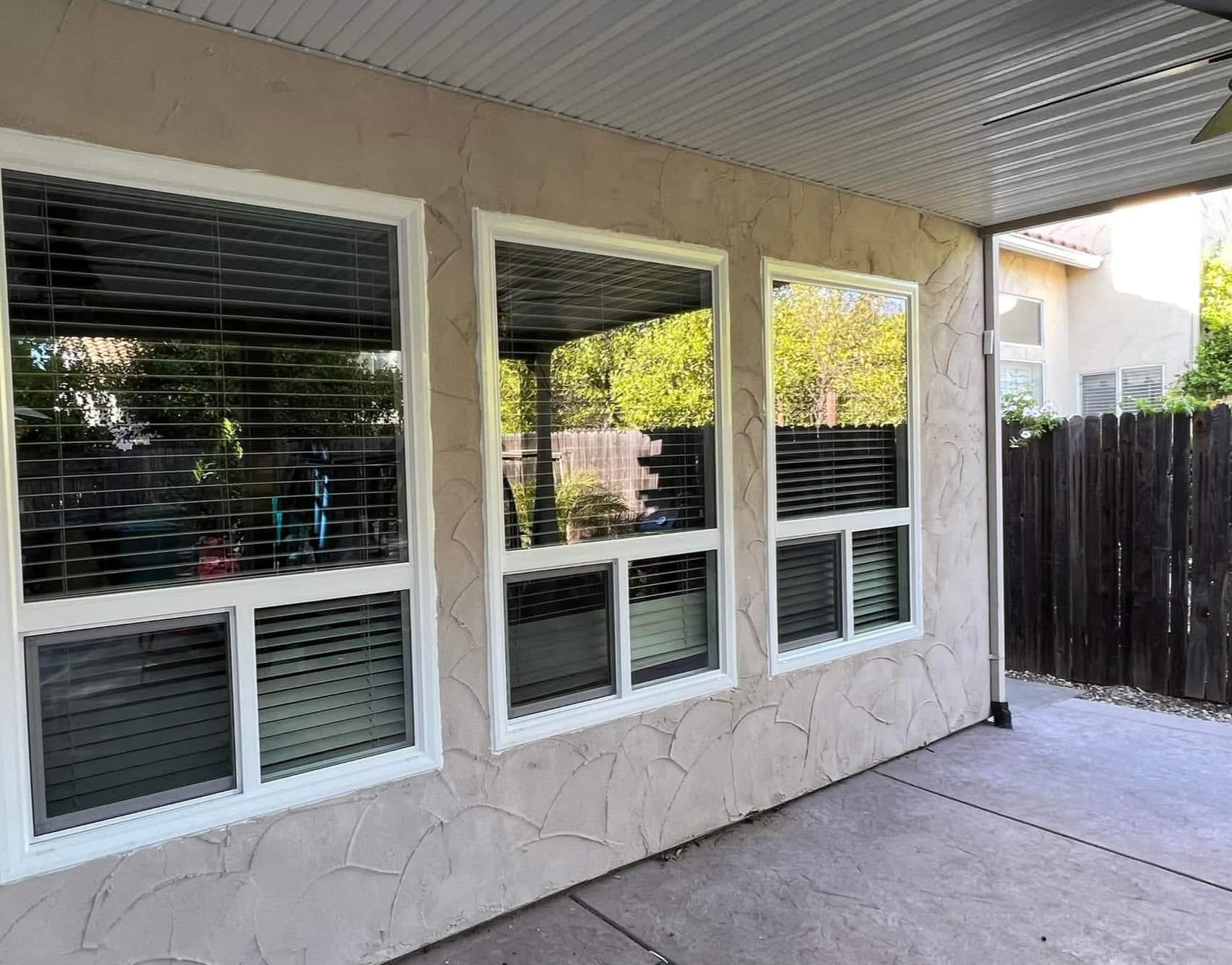 Glass Repair & Replacement Sevices MJ Glass & Screens Glazing