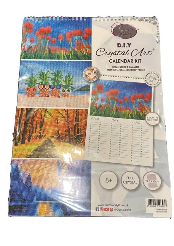 Crystal Art Perpetual Calendar with 4 Art Projects - 21591901