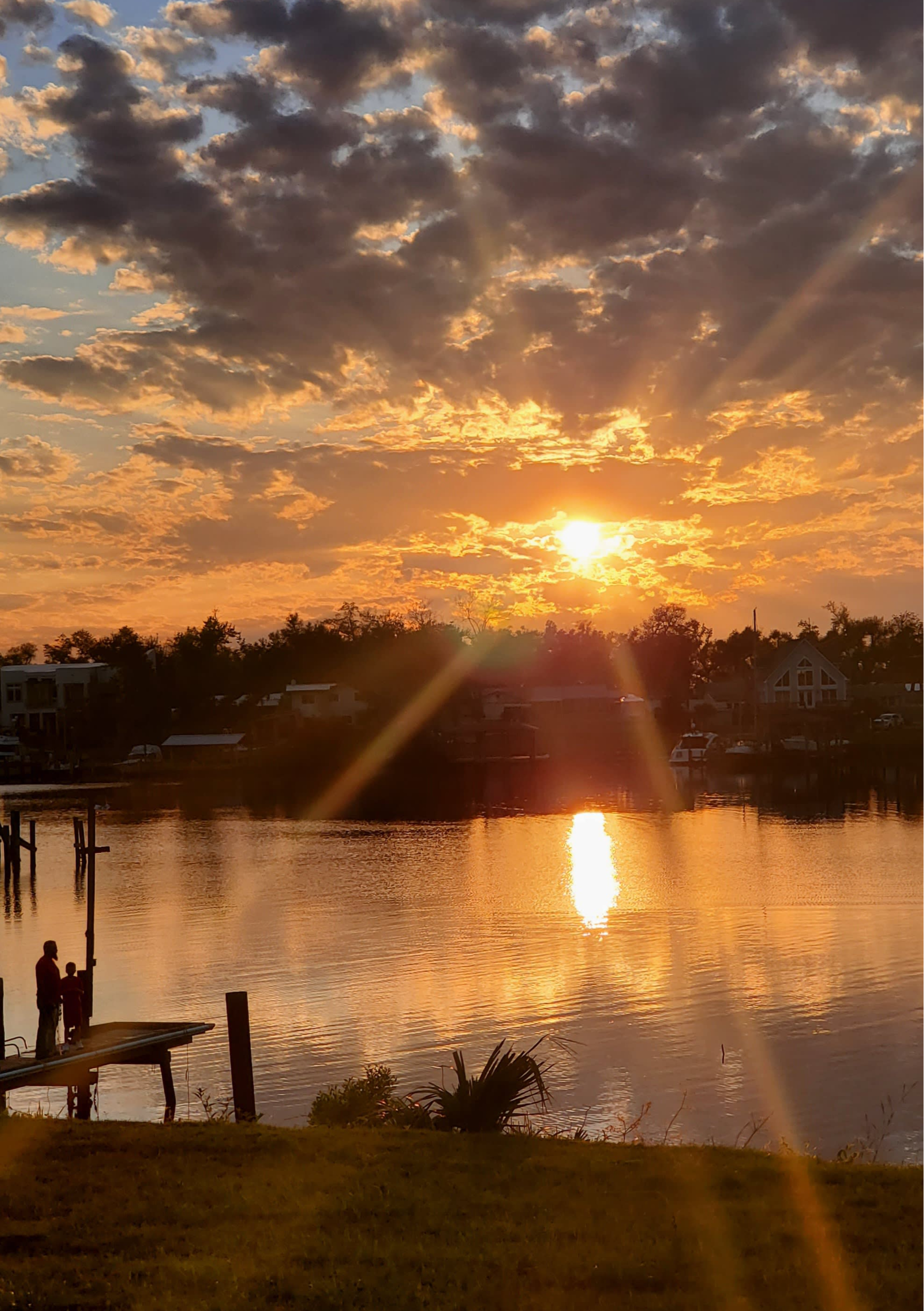 Gulf Oaks RV Park & Smuggler's Cove Marina