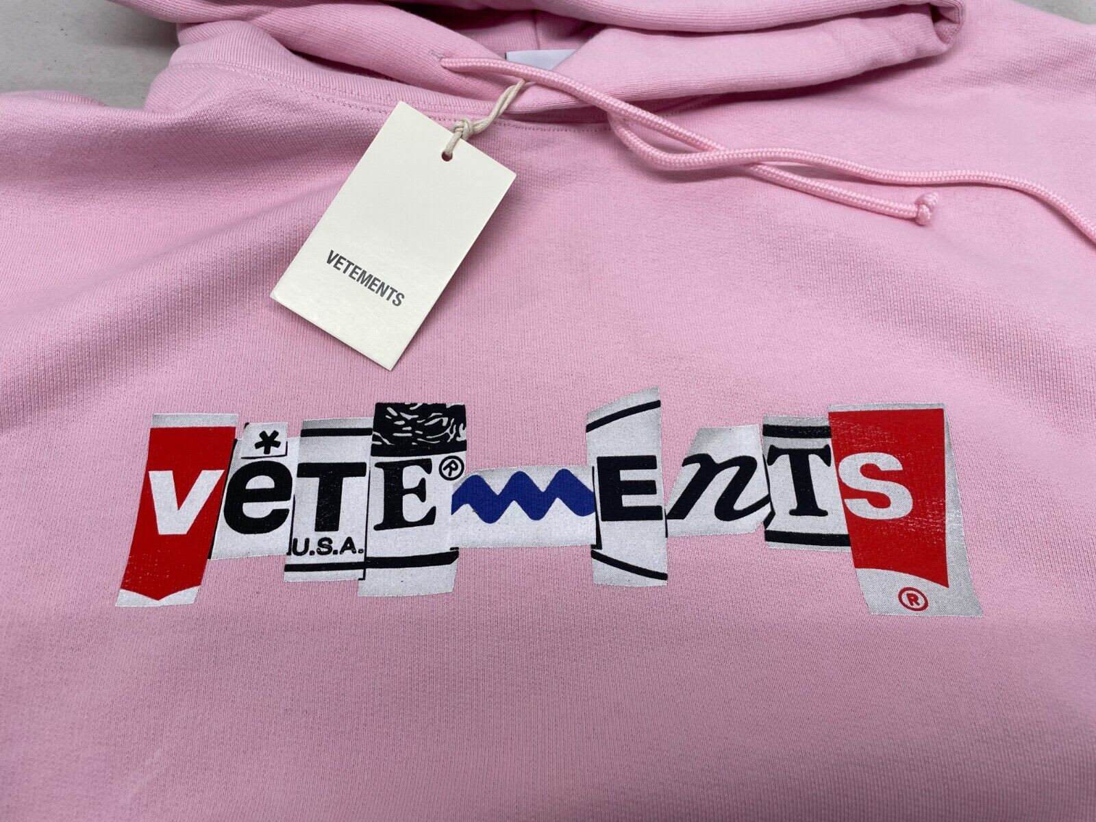 Harga hoodie hot sale vetements original