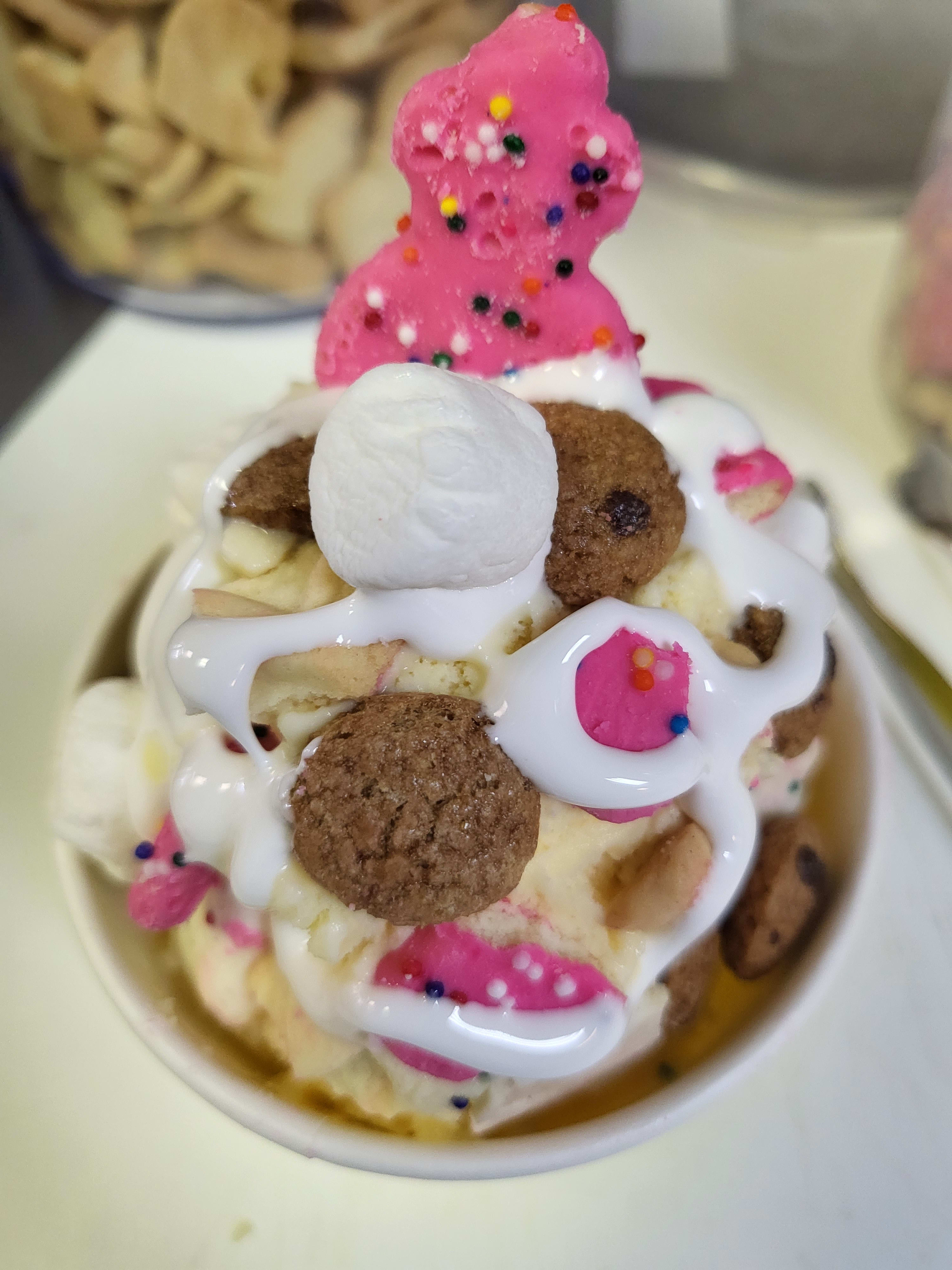LV Ice Cream 😋🍦  Yummy food, Ice cream, Food
