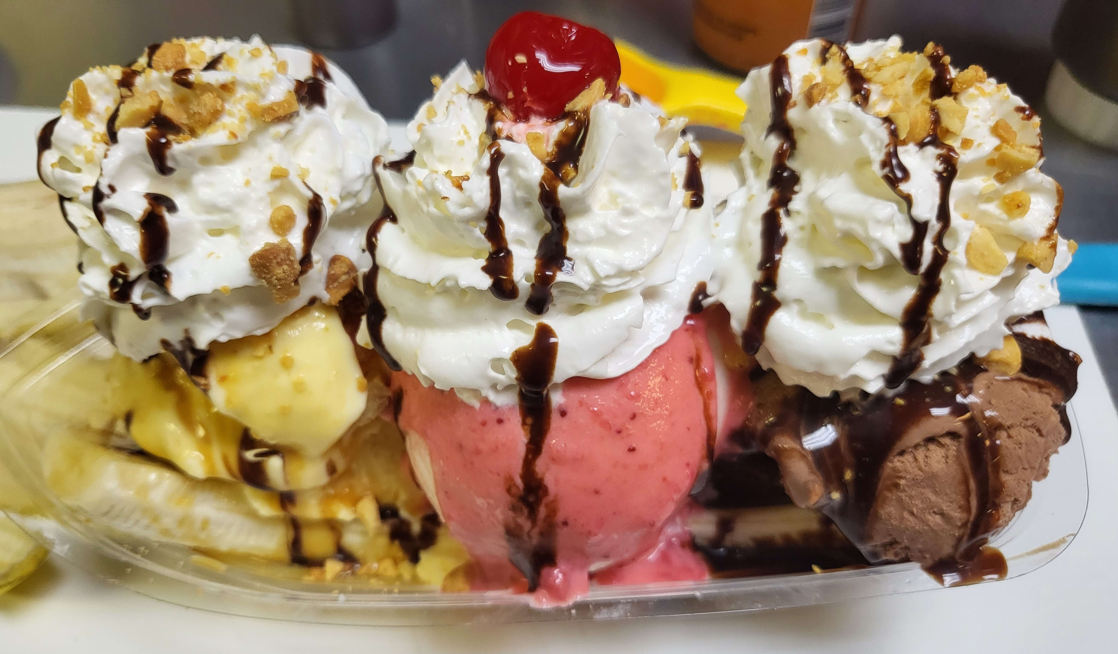 LV Ice Cream 😋🍦  Yummy food, Ice cream, Food