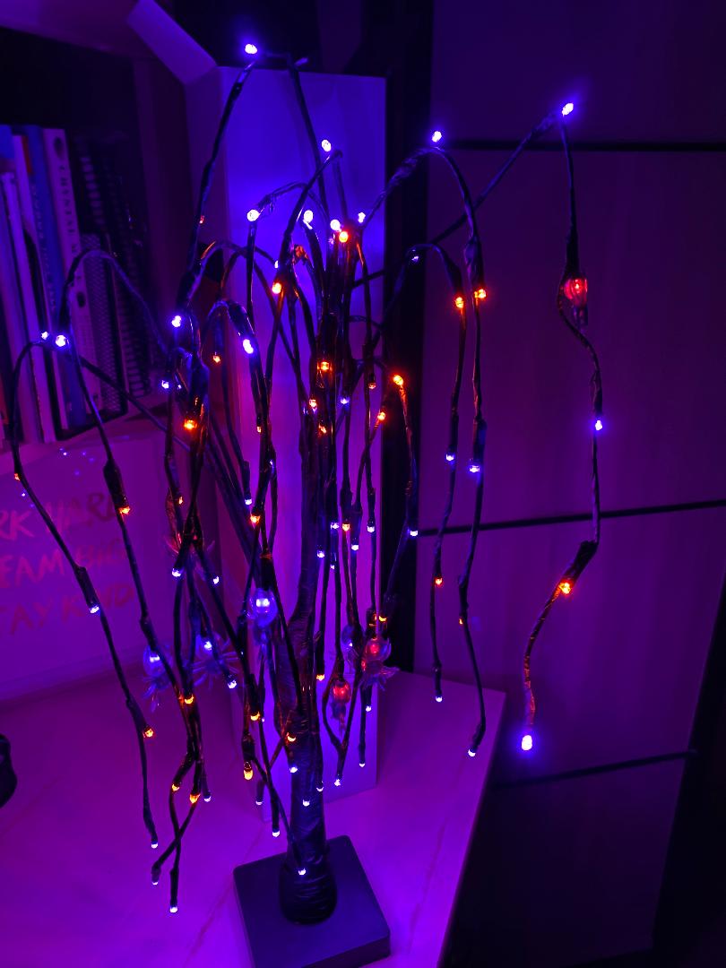 24 Halloween Willow Tree - Spiders - 100 Orange/Purple Lights Battery Op