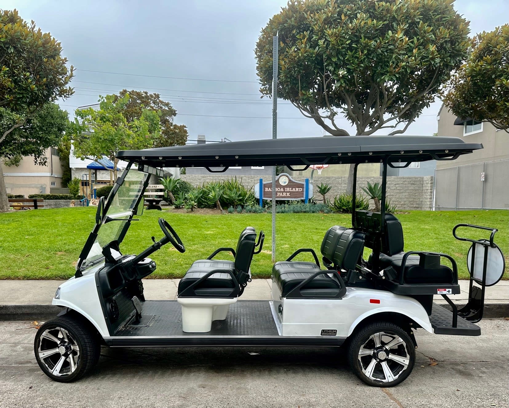 6-Person Electric Golf Cart - Golf Car Rentals - Balboa Island Golf Cart  Rentals | Golf Cart Rentals in Newport Beach