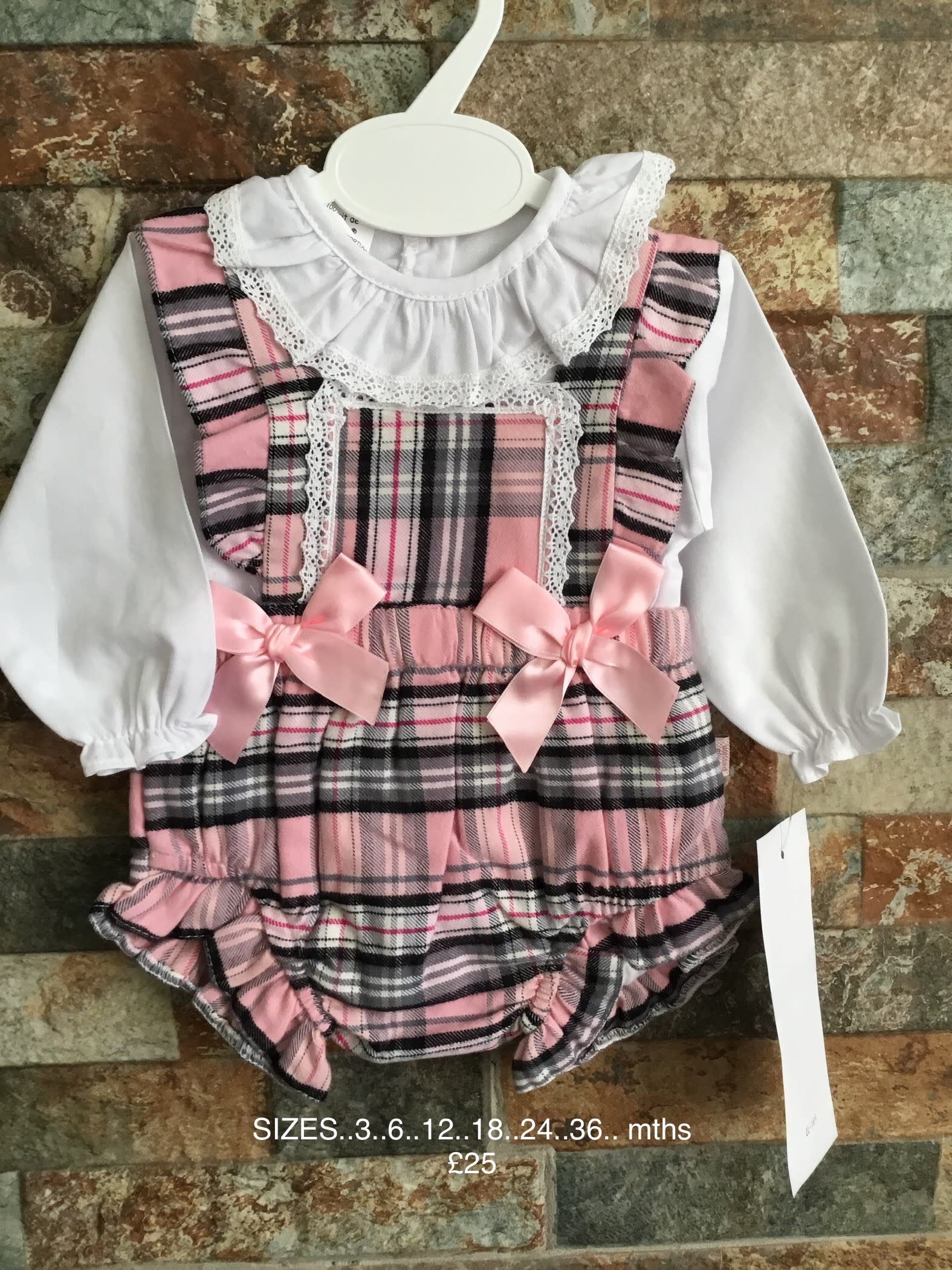 002 GIRLS Tops for Tots of Scunthorpe Baby Clothing Scunthorpe