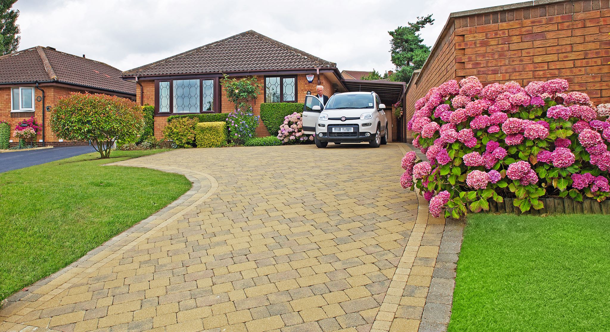 UK Paving Supplies Paving Materials & Marshalls Products Supplier