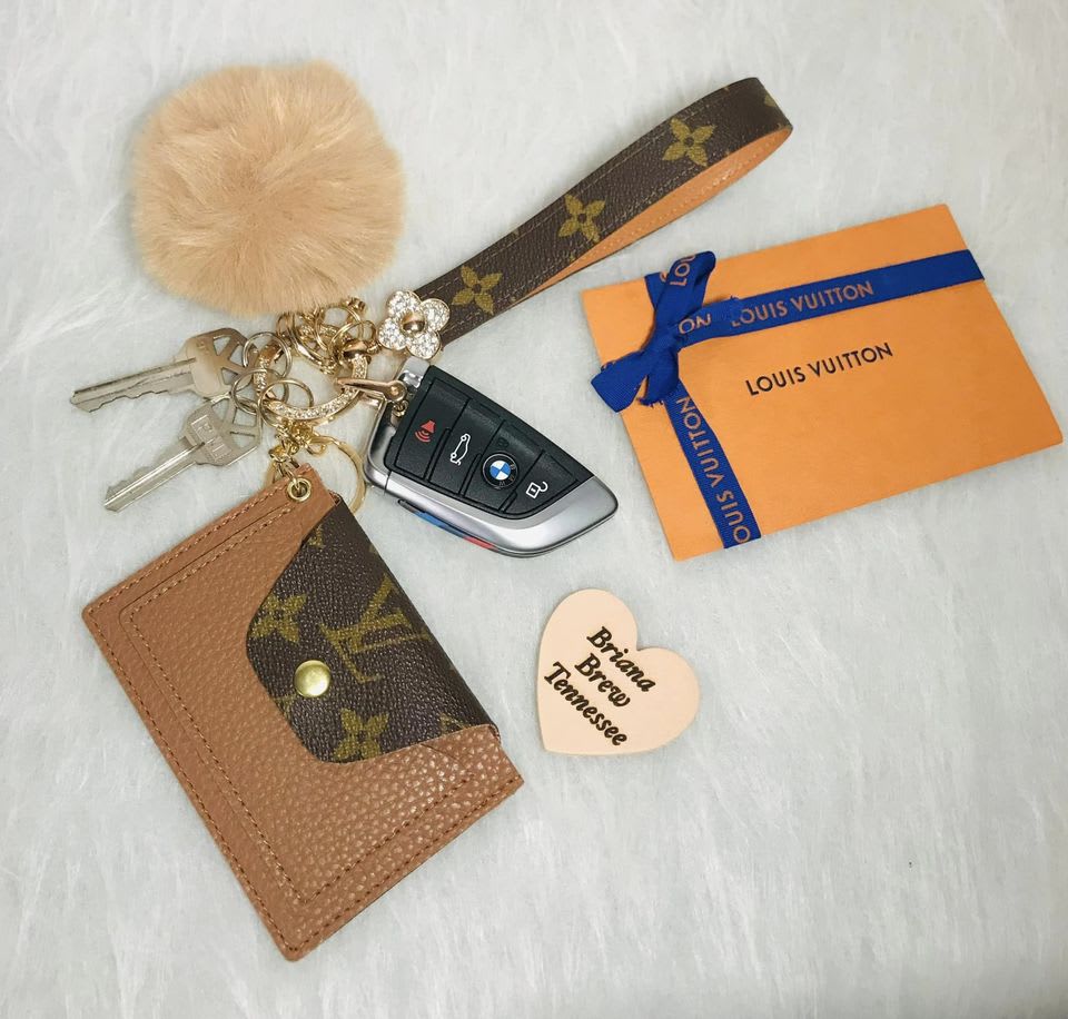 FUN MONEY CARD HOLDER KEYCHAIN – Brown Bag Etc