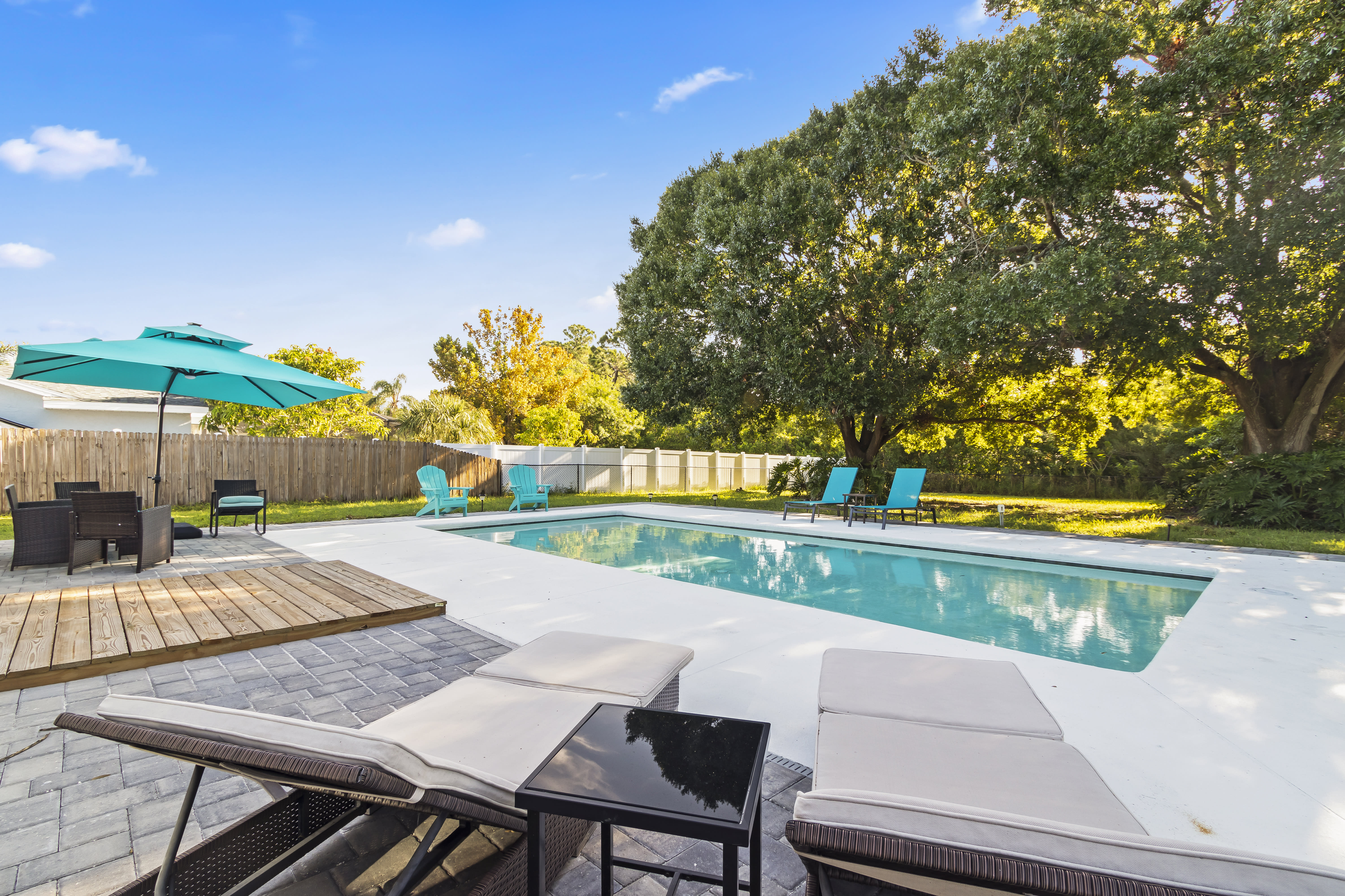 Professional Airbnb Superhosts & VRBO Premiere hosts in Apollo Beach