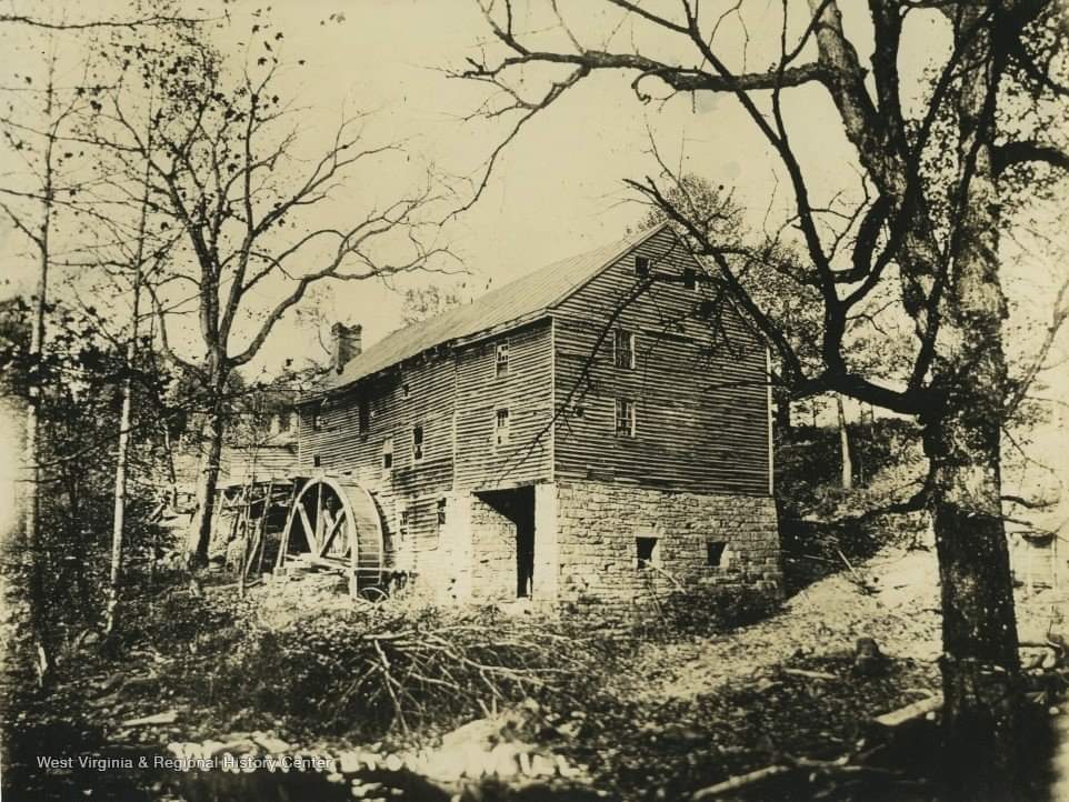 Historic Farm, Farm Store and Craft Shop Providence Hill Farm LLC