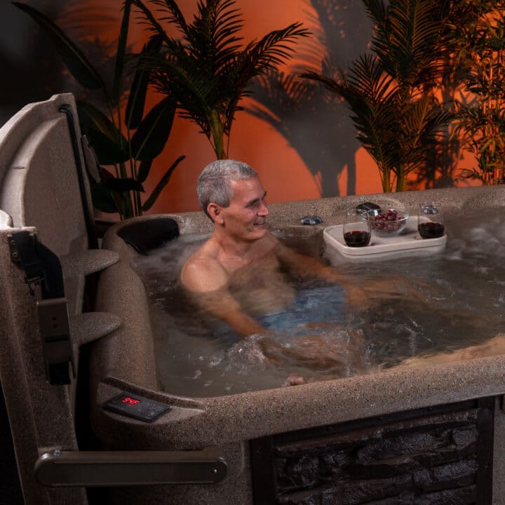 ECO SPA® E3 HOT TUB ECO SPA HOT TUBS Hot Tub Warehouse, LLC EcoSpa Hot Tubs Dealer