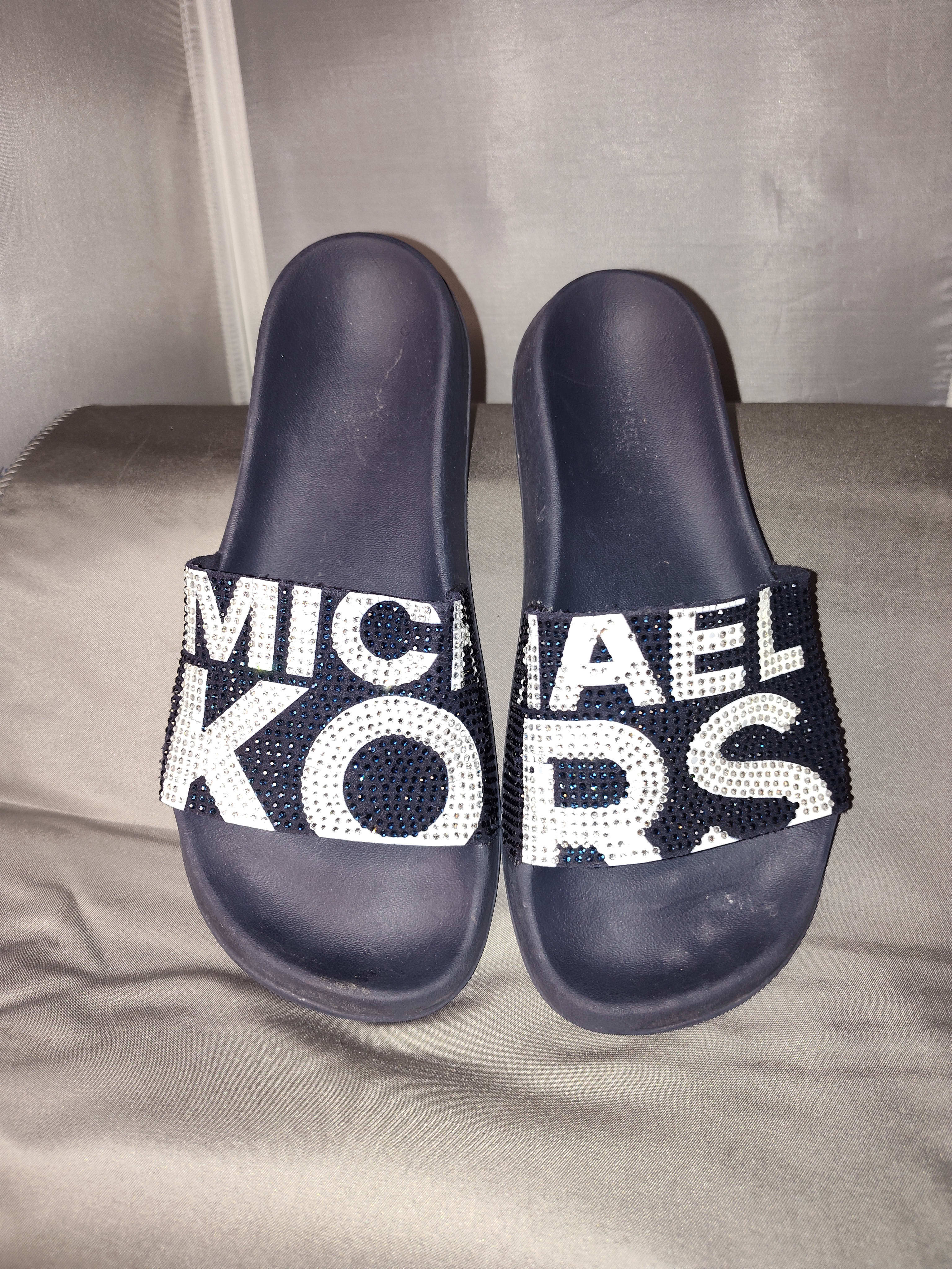 Michael kors cheap girls slides