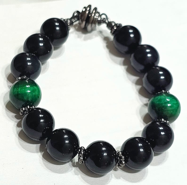 Buy Astroghar Green Crystal Pi Yao Pi Xiu Obsidian Bracelet For Men And  Women Online at Best Prices in India - JioMart.